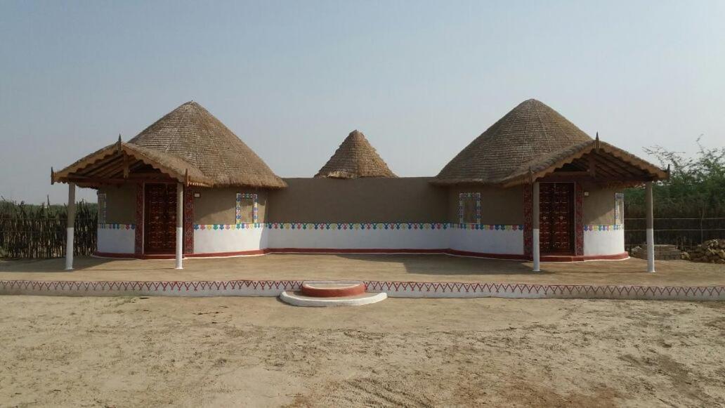 Banni Village Resort - Rann Of Kutch Bherandiala Екстер'єр фото