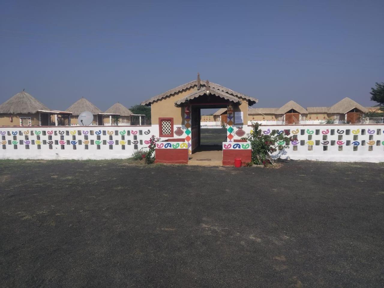Banni Village Resort - Rann Of Kutch Bherandiala Екстер'єр фото